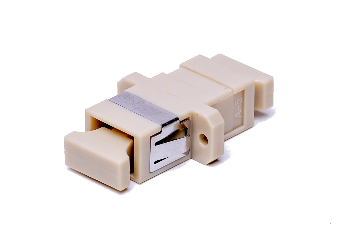 optikai adapter SC simplex bezs